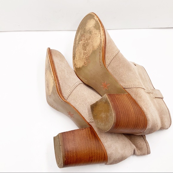 {Splendid} Rugged Suede Cowboy Ankle Booties - Picture 10 of 16